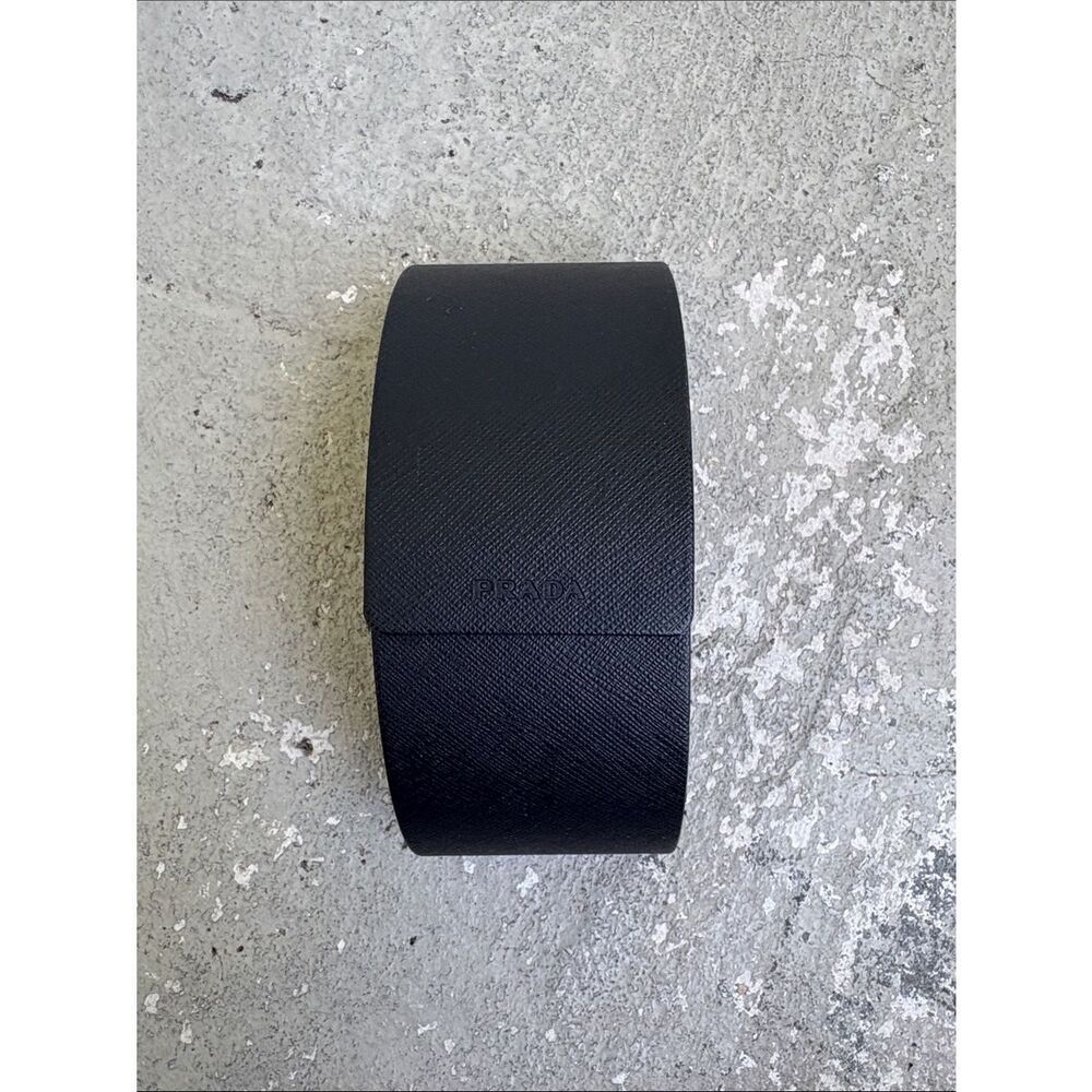 Prada hardbodyβflipcase
